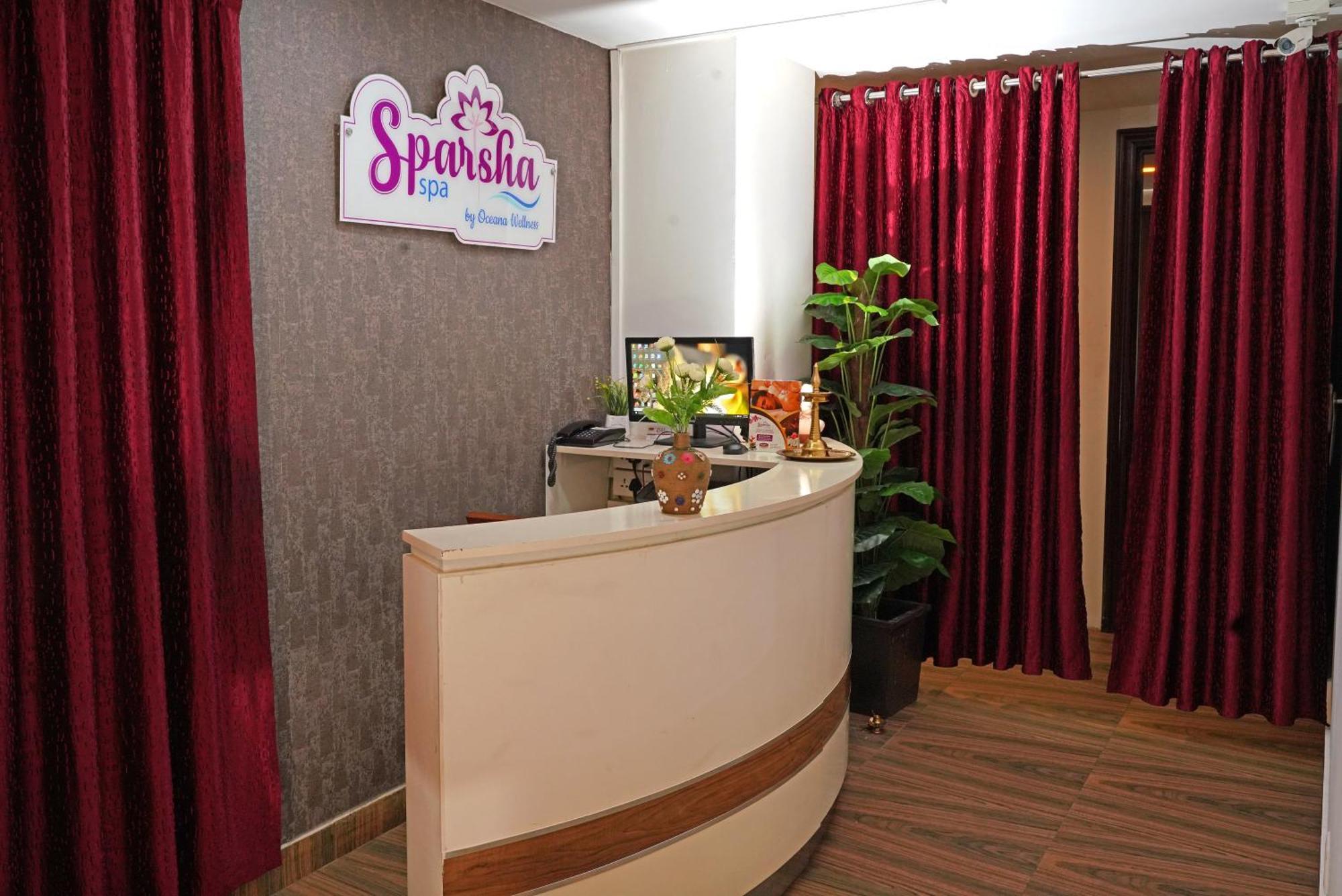 Kga Elite Continental Hotel Tiruvalla Eksteriør billede