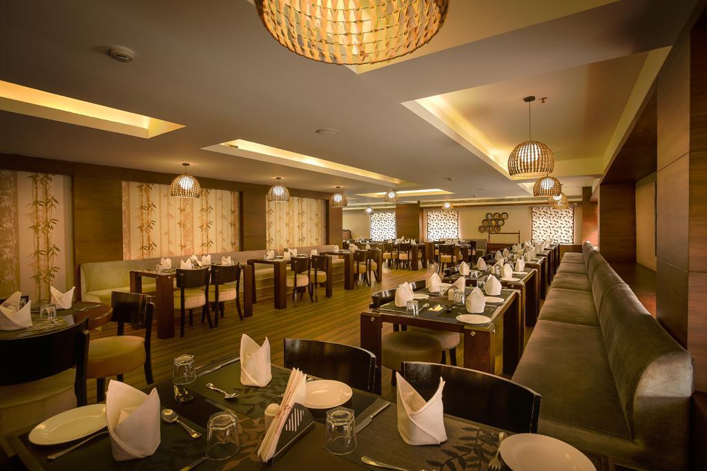 Kga Elite Continental Hotel Tiruvalla Eksteriør billede